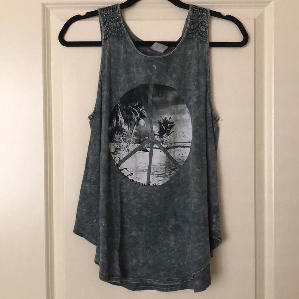 California Peace sign tank